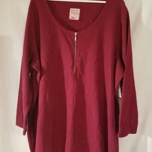 AVENUE Wine Colored Womans Zipit Tunic Sweater